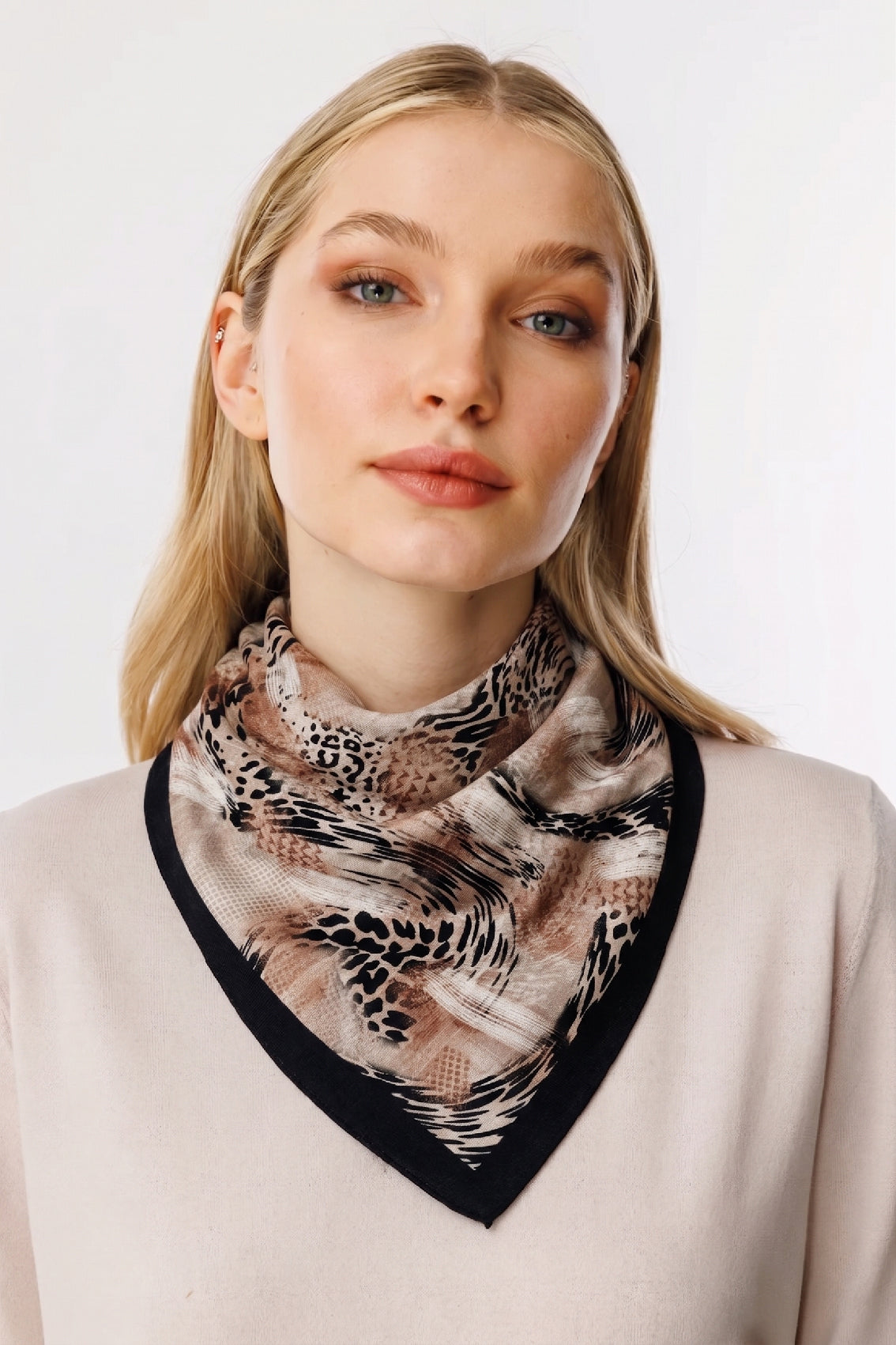 Velora — Artisan Touch FLR No.11