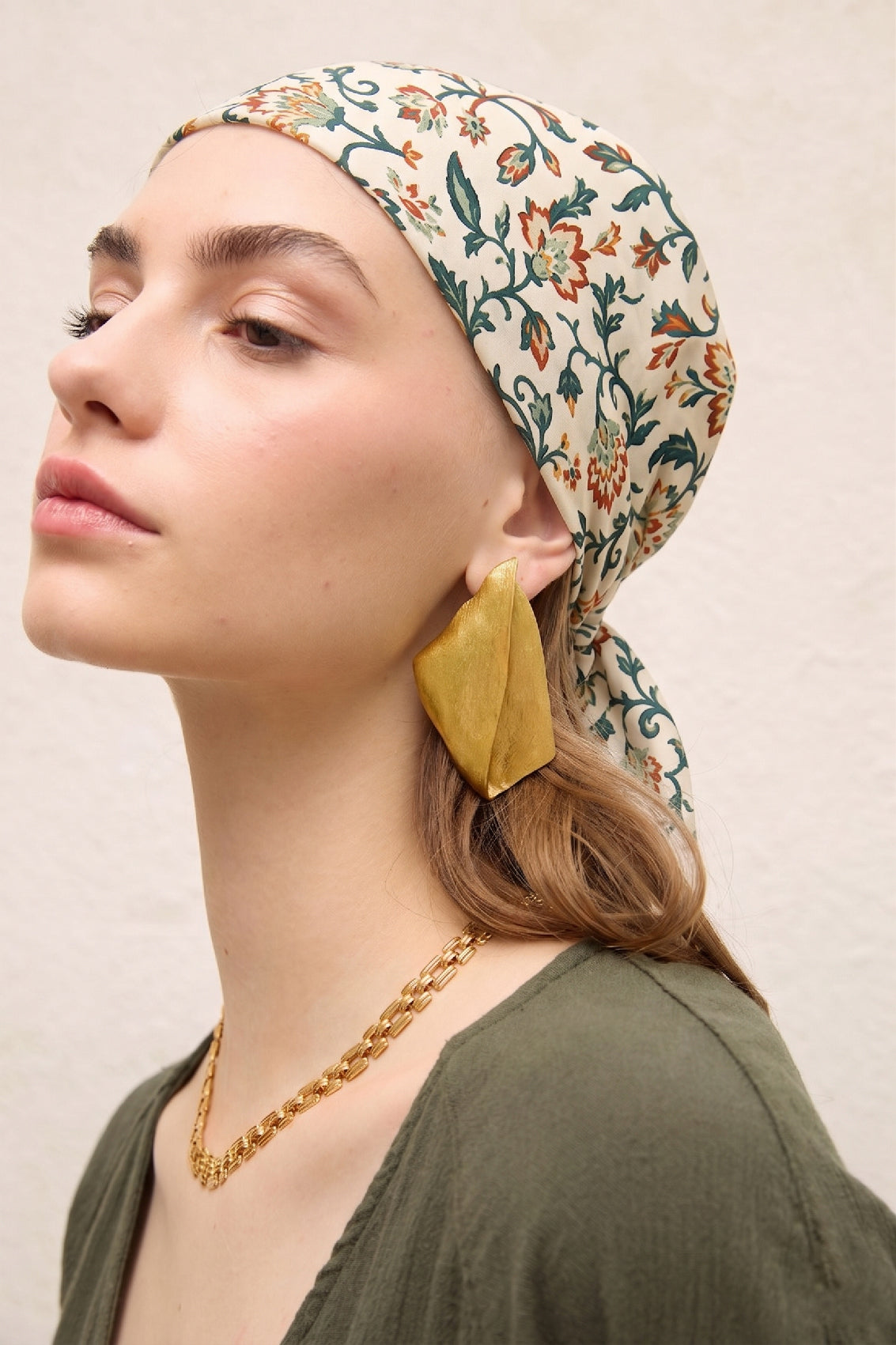 Velora — Artisan Touch FLR No.13